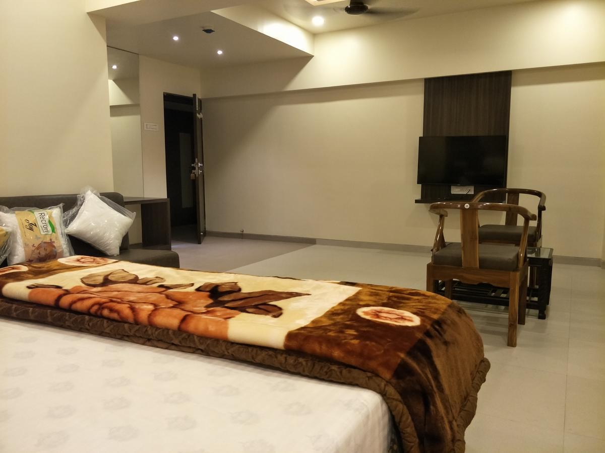 K D Residency 호텔 Kalyān 외부 사진